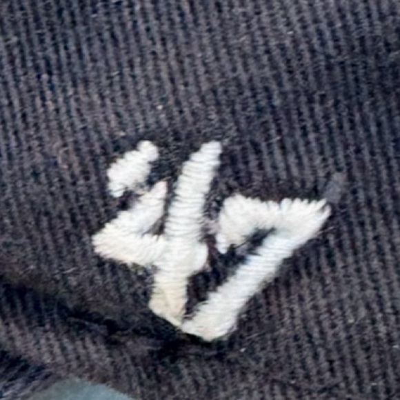 Boston Red Sox Navy Blue Baseball Hat MLB Genuine Merchandise Size Small - Picture 3 of 7